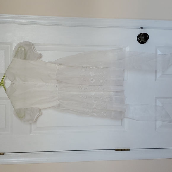Vintage late 1960's white Communion dress - Picture 2 of 11